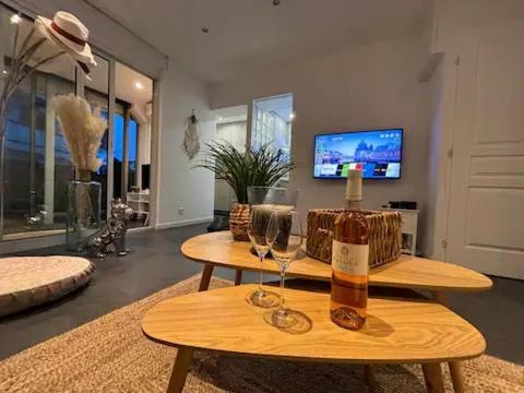 Elegant T2 Clim & Balcon - Plein Centre Cannes Ngoại thất bức ảnh