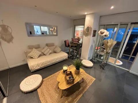 Elegant T2 Clim & Balcon - Plein Centre Cannes Ngoại thất bức ảnh